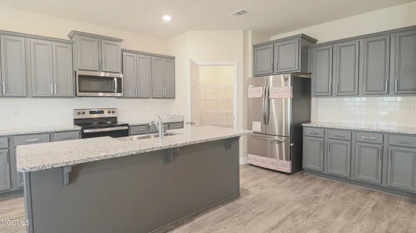 $2,250 | 10749 Chapelwood Drive, Gulfport, MS 39503