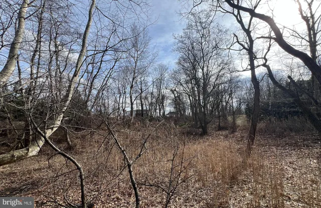 $1,800,000 | 22 Foxwood Circle, Bryn Mawr, PA 19010