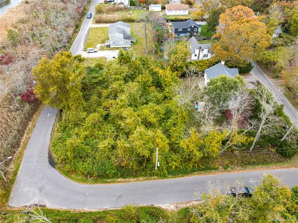 $99,000 | West Riviera Road, Mastic Beach, NY 11951