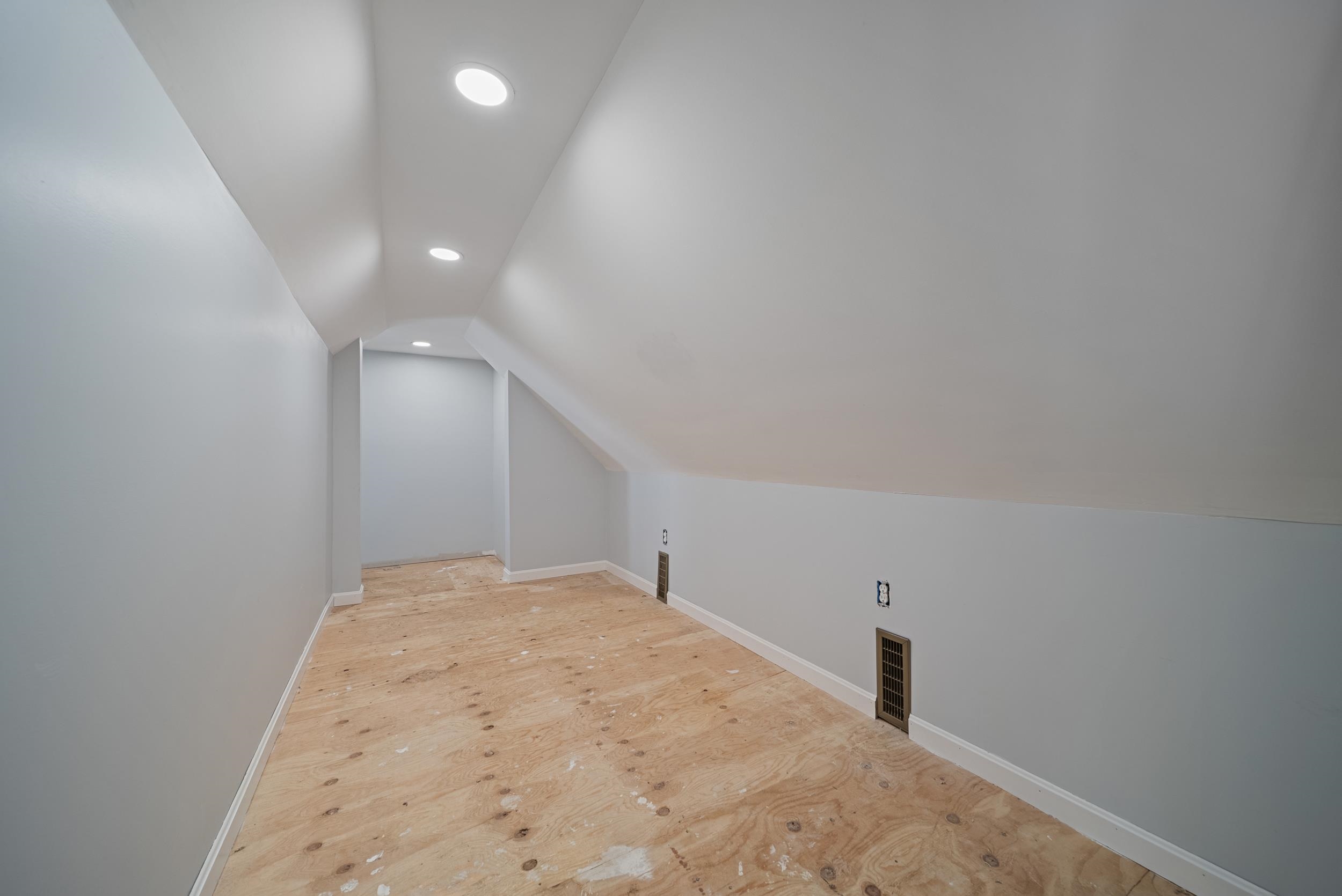 88 Old Town Rd Extension Epsom, NH 03234 - Photo 33 of 53