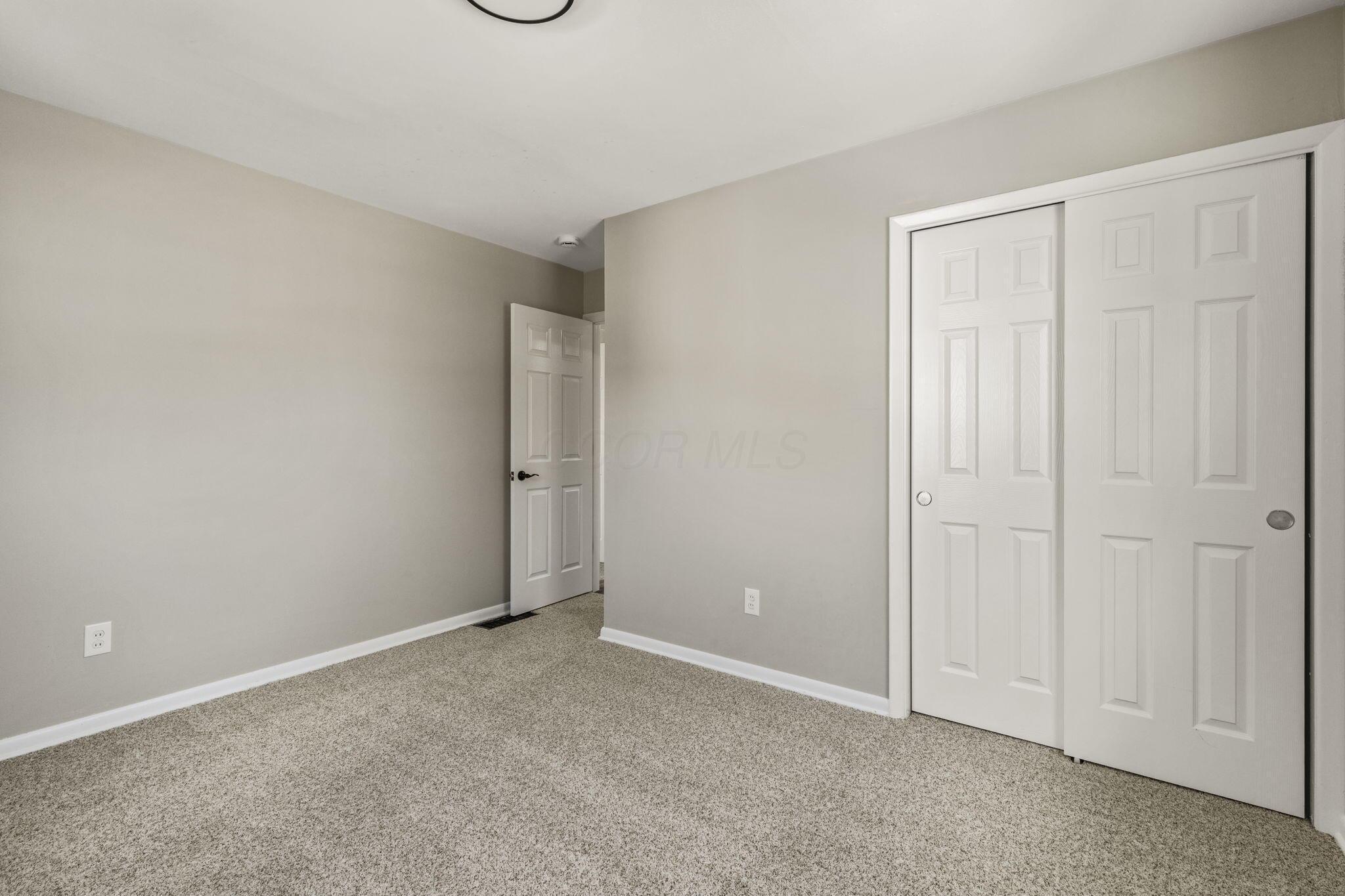 1494 Country Club Road Columbus, OH 43227 - Photo 17 of 25 2025-4-17 1494 Country Club Rd 051