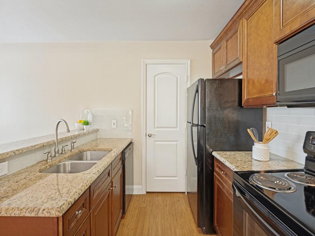 5616 Preston Oaks Road, Unit 110 Dallas, TX 75254 - Photo 15 of 27 Gallery Image 15