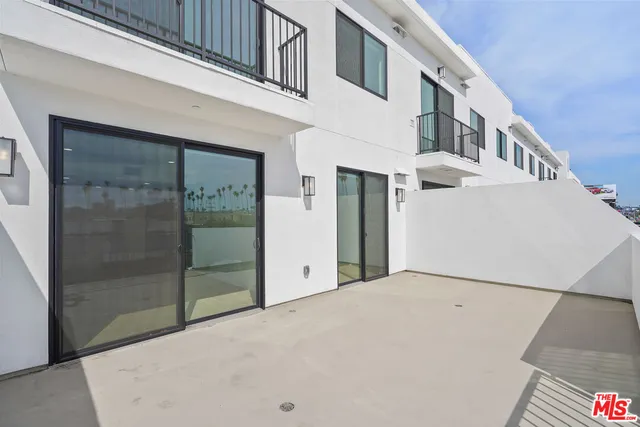 a view of a white building