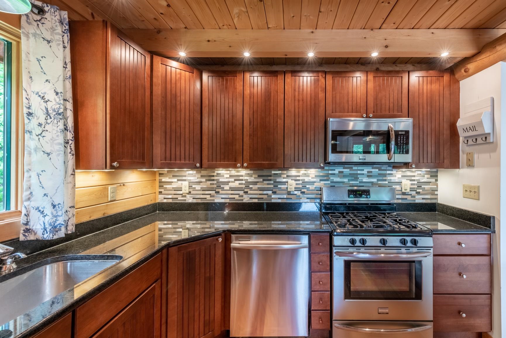1327 Stoney Brook Road Springfield, NH 03284 - Photo 5 of 40 Gallery Image 5