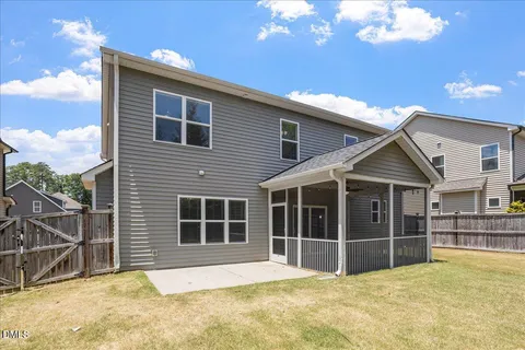 $550,000 | 2104 Temple Hills Way, Fuquay-Varina, NC 27526