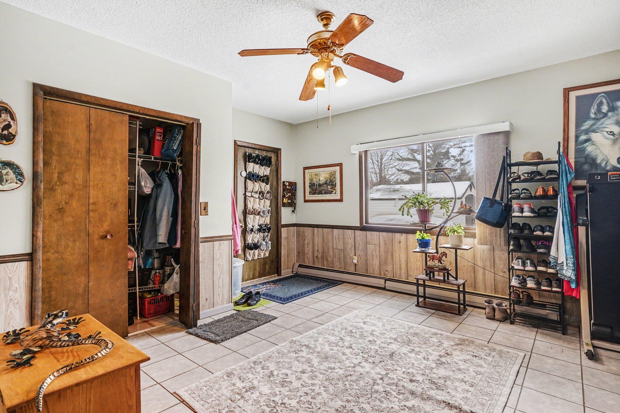 5686 Davis Road Norton Shores, MI 49441 - Photo 13 of 35 022_file_7116