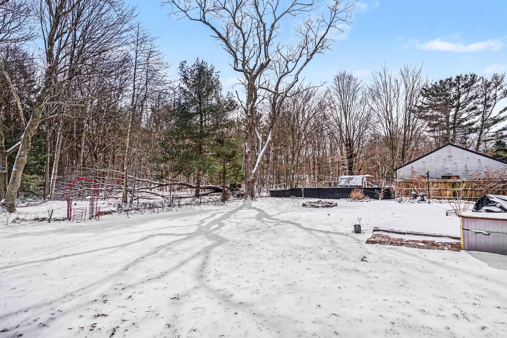 5686 Davis Road Norton Shores, MI 49441 - Photo 26 of 35 026_file_8887
