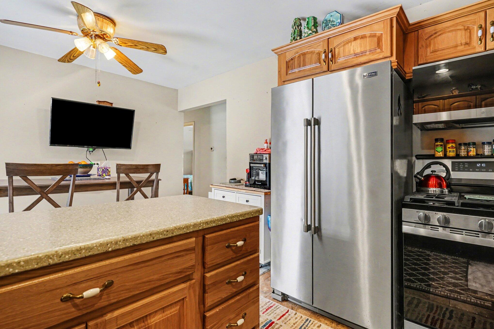 5686 Davis Road Norton Shores, MI 49441 - Photo 5 of 35 016_file_5528