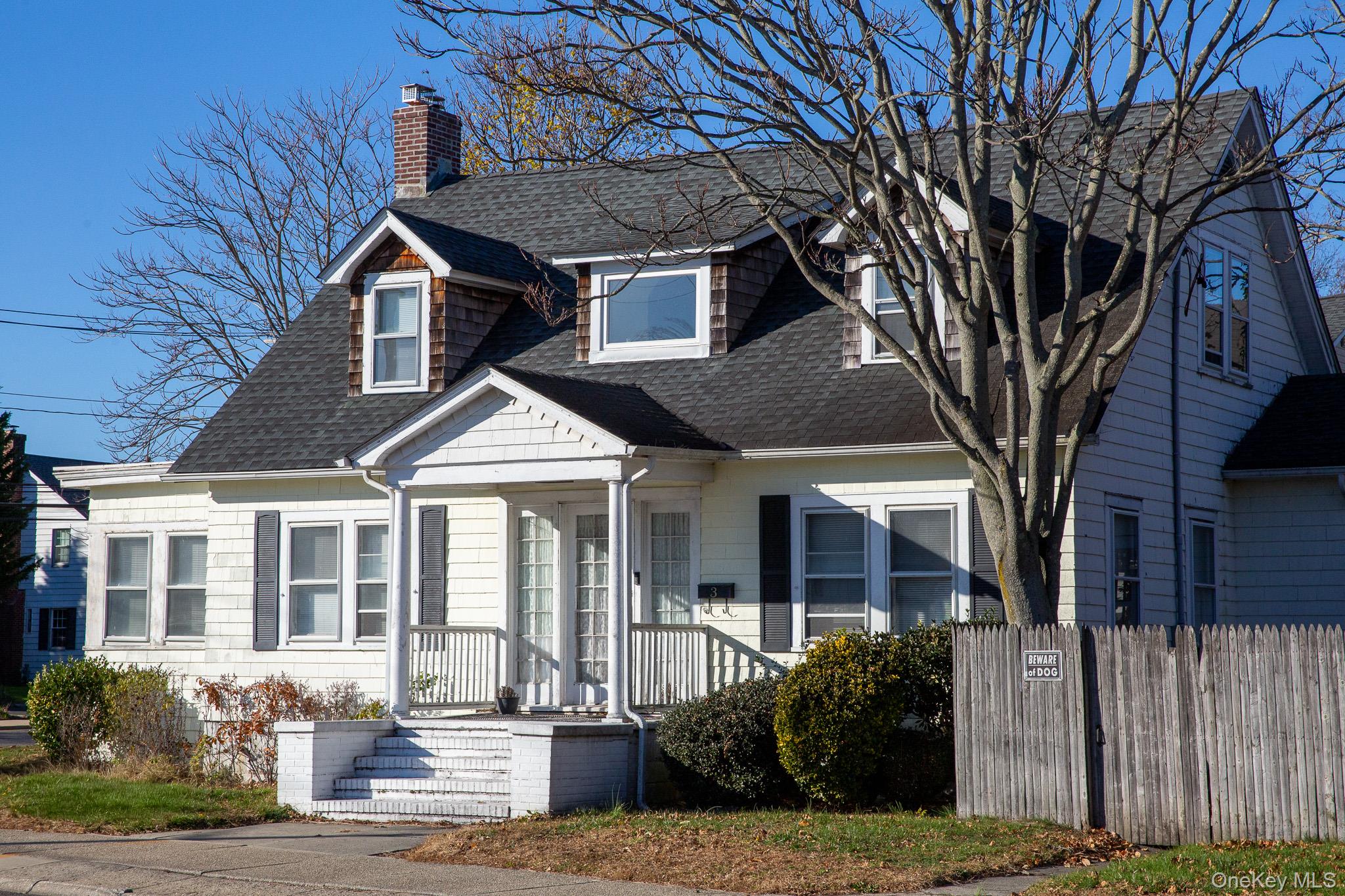 3 Carman Street Patchogue, NY 11772 - Photo 1 of 1 a front view of a house with garden