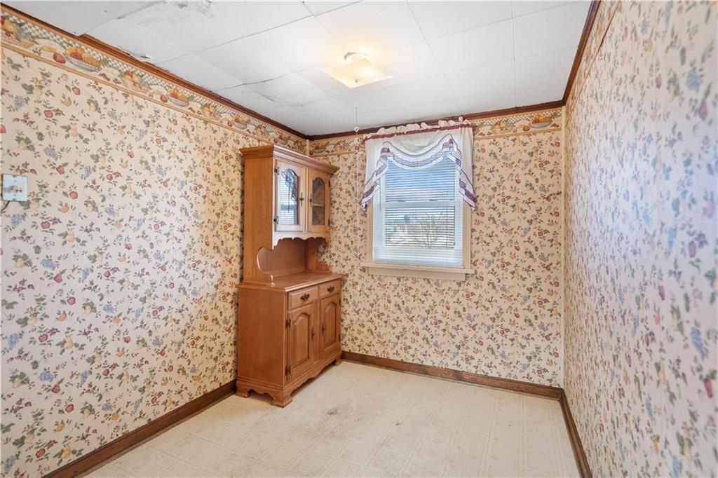 520 Center Street Rochester, PA 15074 - Photo 9 of 24 a view of utility room