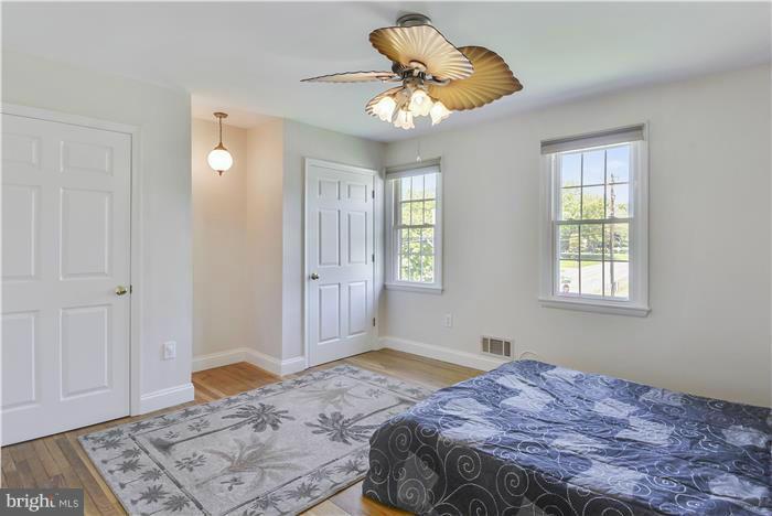 1601 Hopefield Road Silver Spring, MD 20905 - Photo 15 of 30 Bedroom