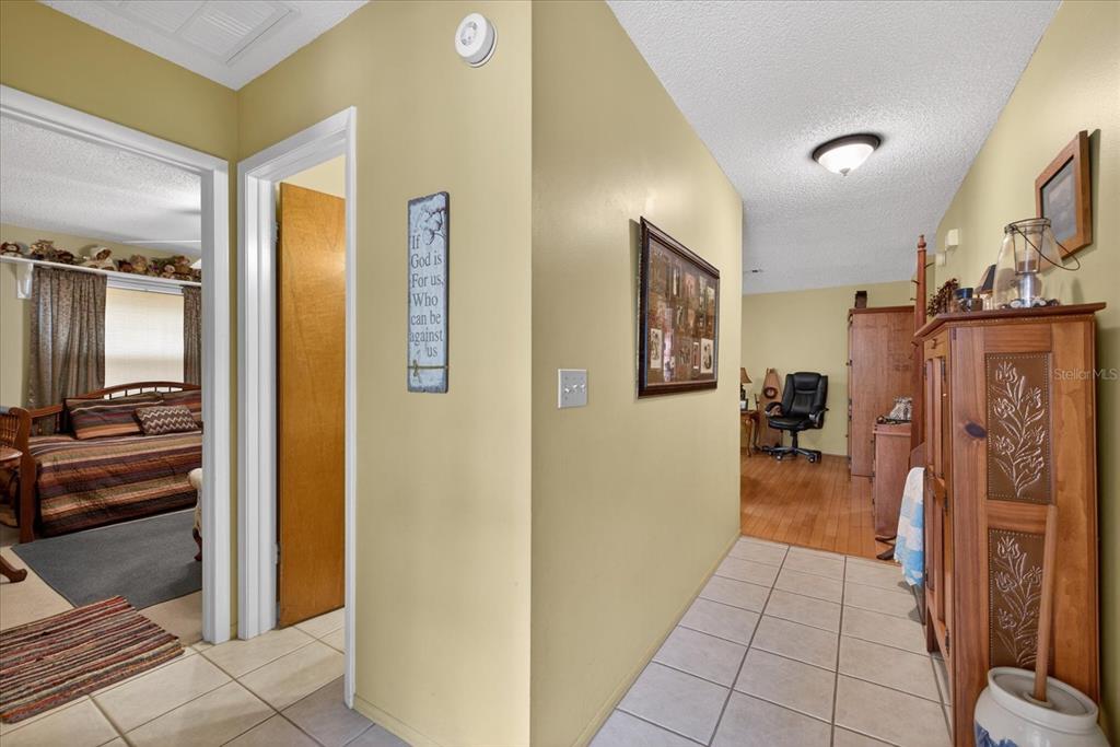 6336 Shane Lane New Port Richey, FL 34653 - Photo 14 of 39