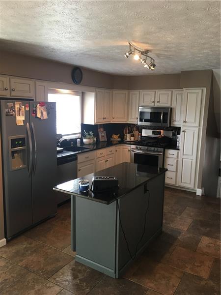 4367 Mitchell Road New Castle, PA 16105 - Photo 8 of 22