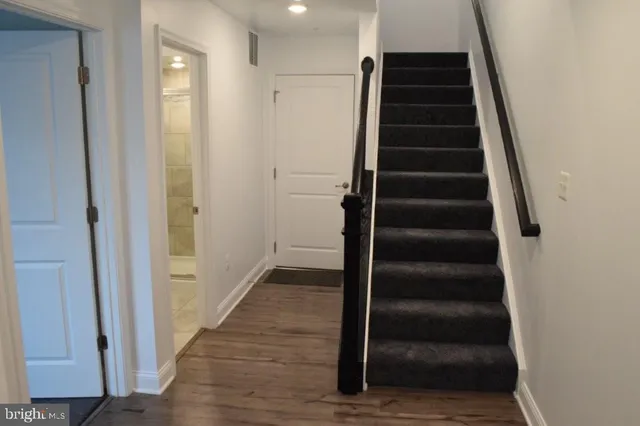 a view of an entryway