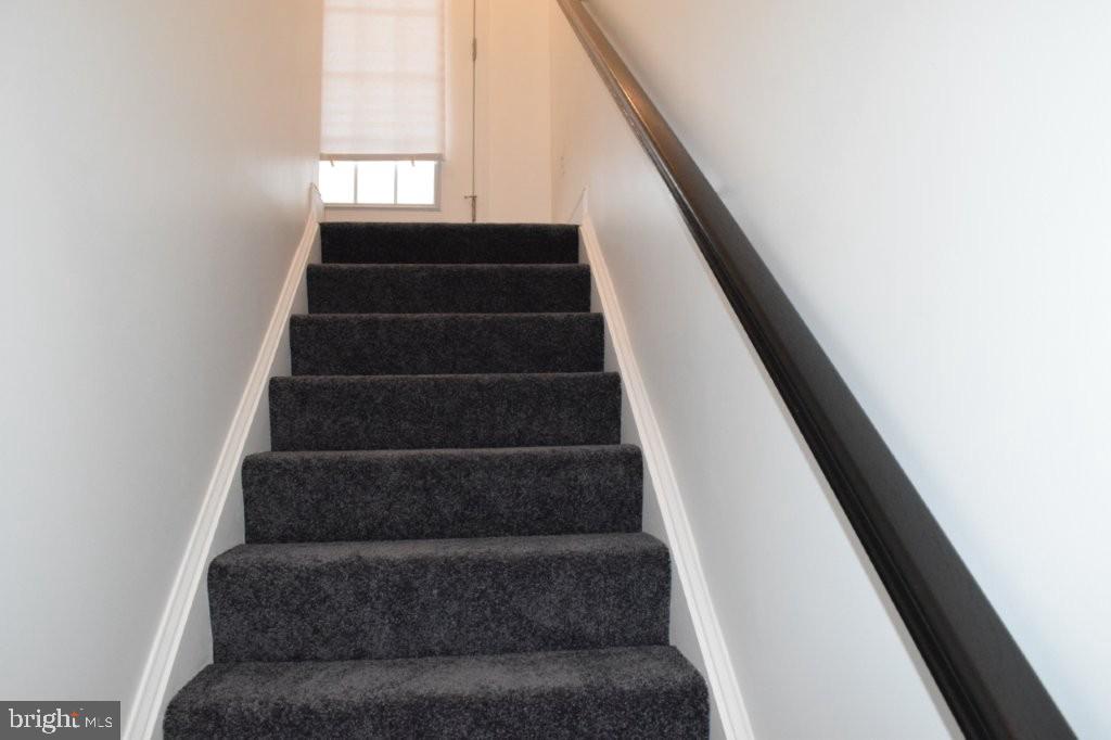 7505 Ledgers Way Hanover, MD 21076 - Photo 42 of 50 a view of entryway