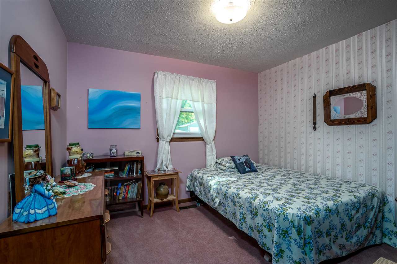 2735 Brookview Road Muscatine, IA 52761 - Photo 11 of 15 Gallery Image 11