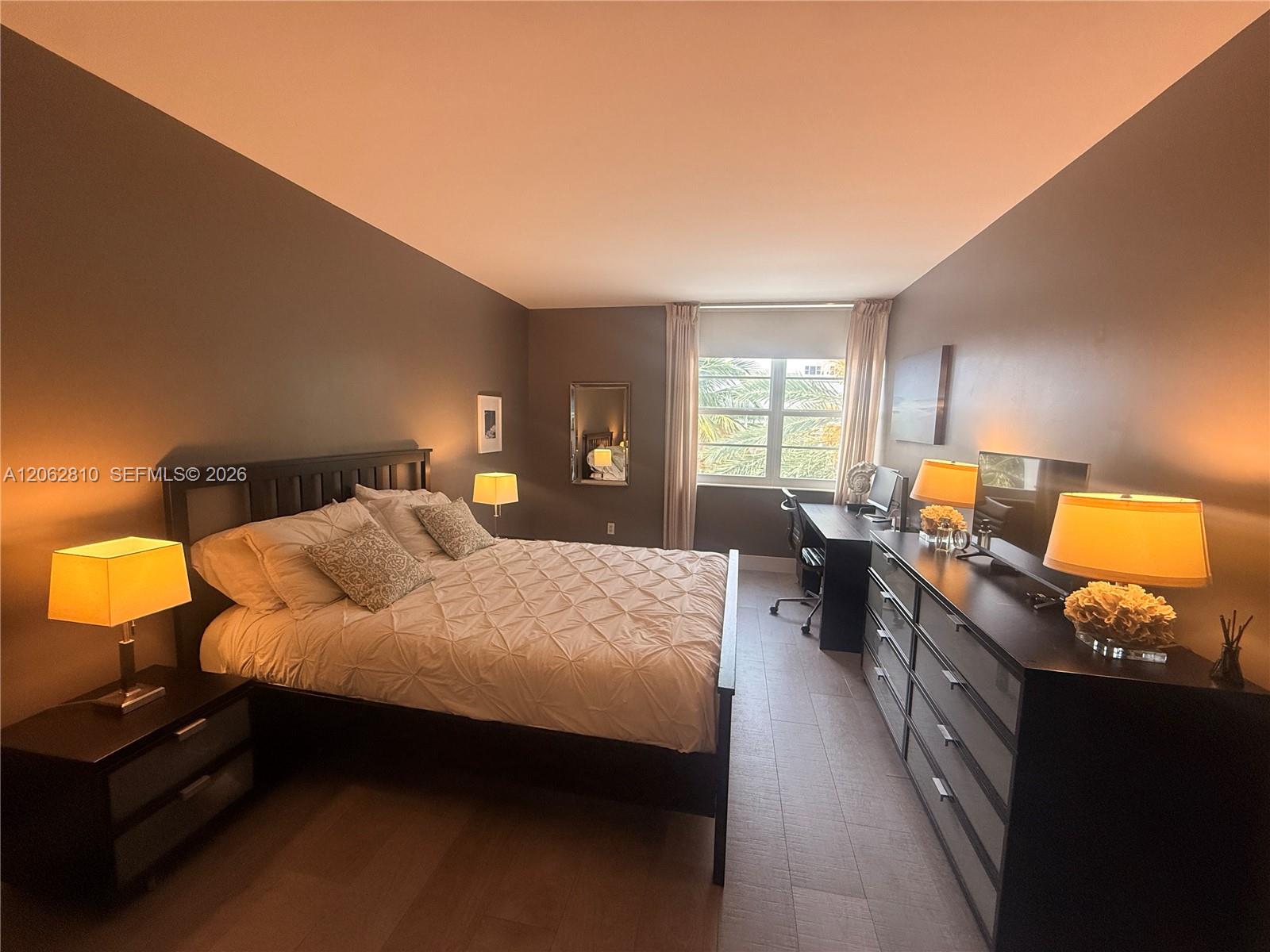 100 Lincoln Road, Unit 314B Miami Beach, FL 33139 - Photo 13 of 25 Gallery Image 13
