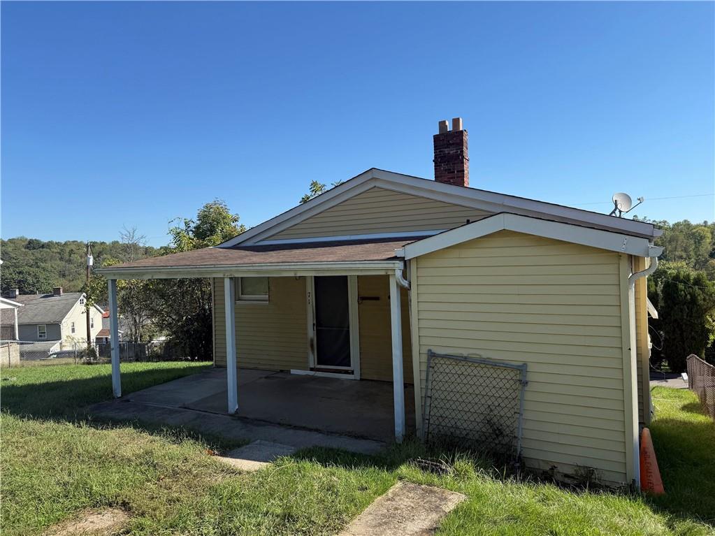 71 Beech Street Muse, PA 15350 - Photo 4 of 21 a front view of a house with a yard