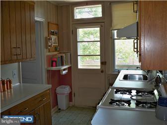 6424 Morris Park Road Philadelphia, PA 19151 - Photo 7 of 11 Kitchen
