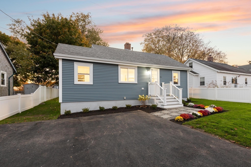 15 Dundee Drive Marshfield, MA 02050 - Photo 4 of 19