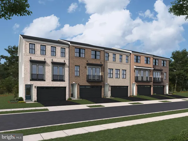 $840,740 | Aviation Place, Unit TARYN, Herndon, VA 20171