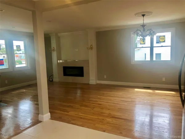$4,600 | 60 Arlington Street, Unit 1, Mineola, NY 11501