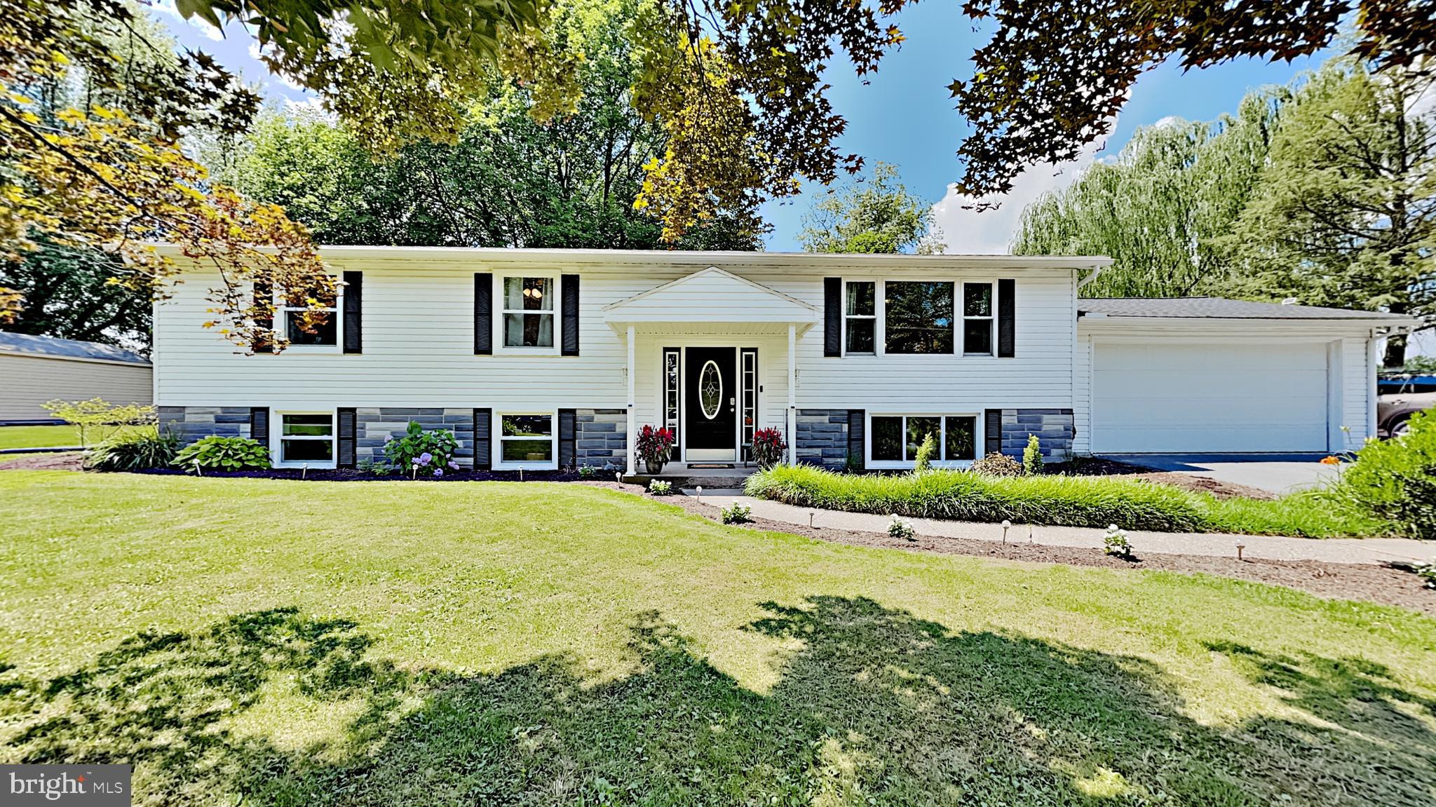904 Ebenezer Road Middletown, PA 17057 - Photo 1 of 38