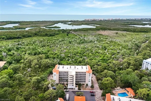 $299,000 | 15171 Cedarwood Lane, Unit 3105, Naples, FL 34110