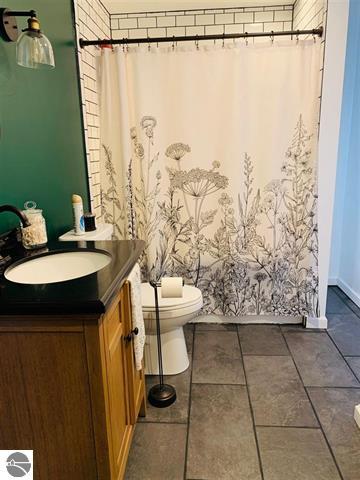 8703 45 Road Cadillac, MI 49601 - Photo 11 of 21 1886778-10