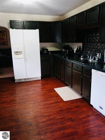 8703 45 Road Cadillac, MI 49601 - Photo 8 of 21 1886778-7