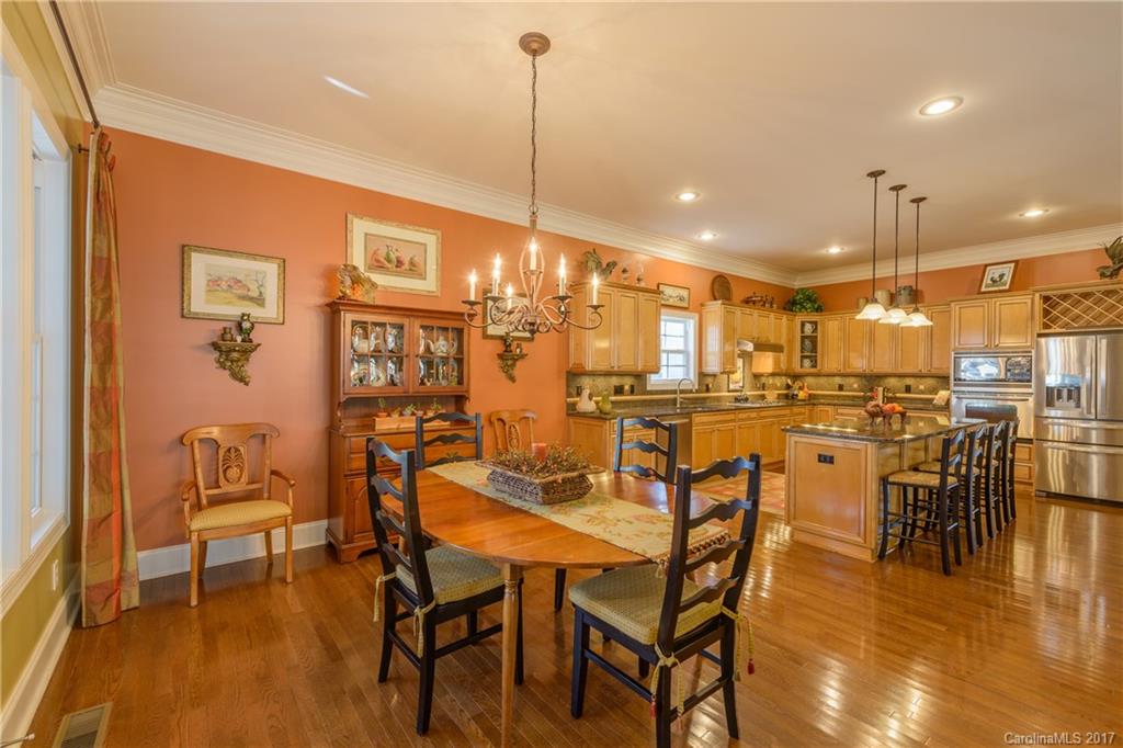 17519 Meadow Bottom Road, Unit 174 Charlotte, NC 28277 - Photo 8 of 24 Gallery Image 8