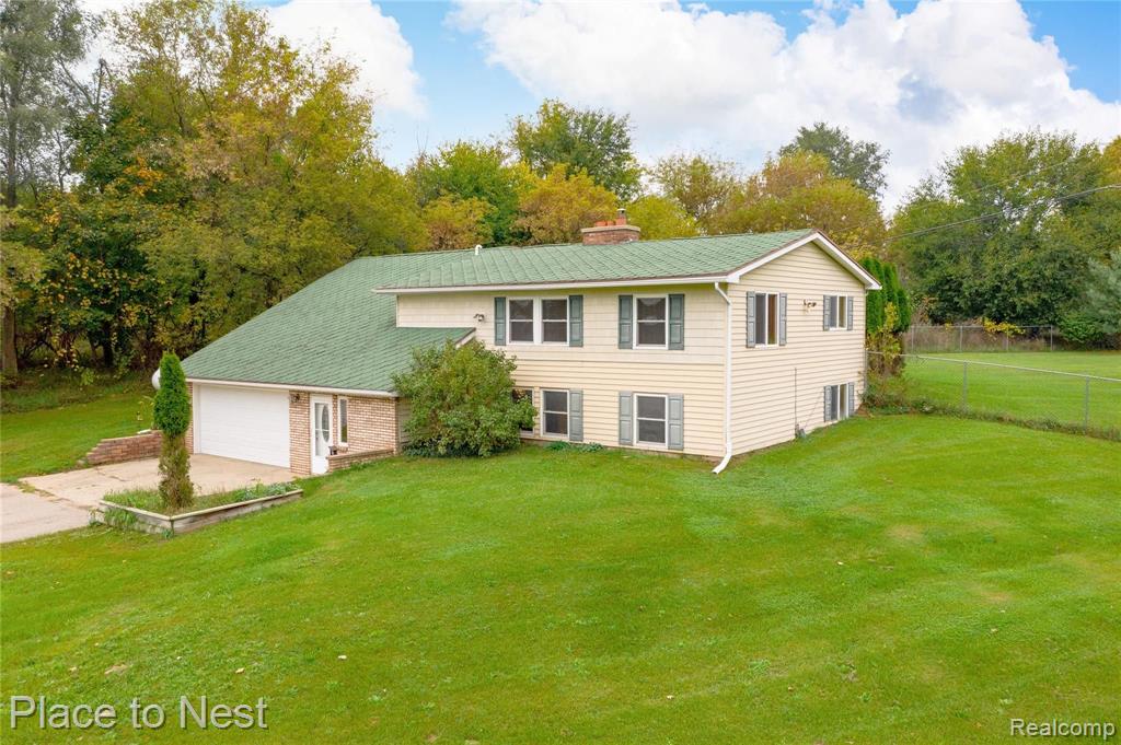 14623 Wacousta Road Grand Ledge, MI 48837 - Photo 2 of 51
