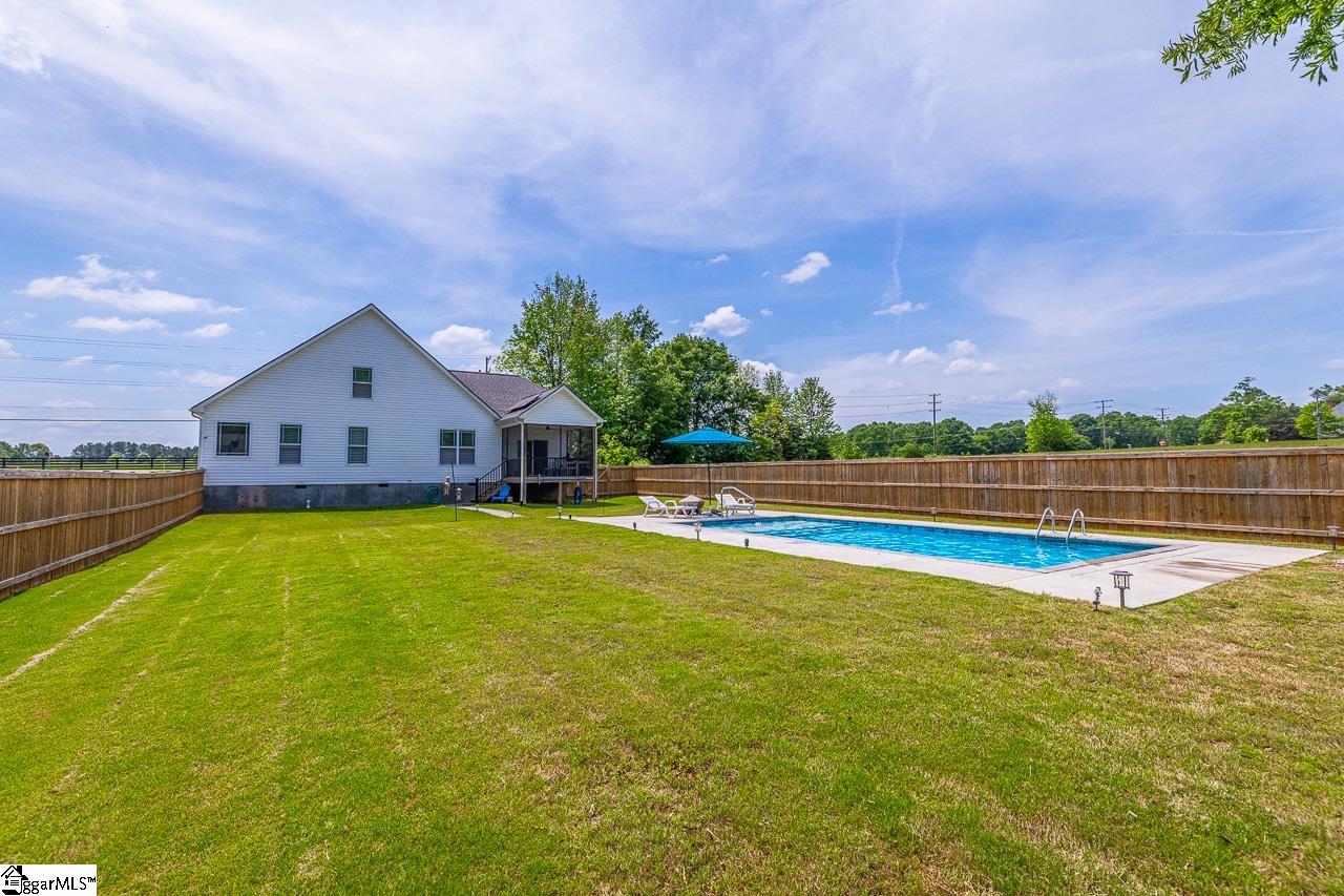 725 Lightwood Knot Road Woodruff, SC 29388 - Photo 2 of 29 Gallery Image 2