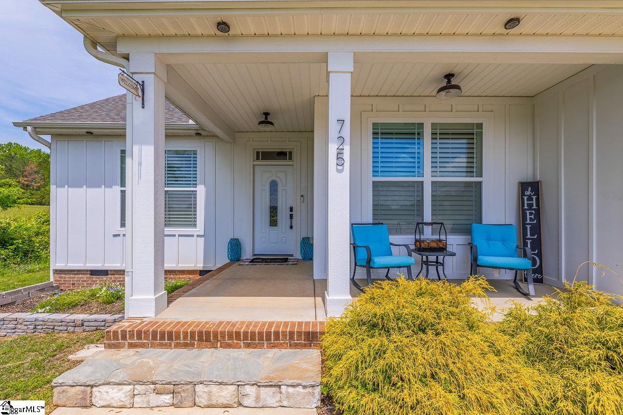 725 Lightwood Knot Road Woodruff, SC 29388 - Photo 4 of 29 Gallery Image 4