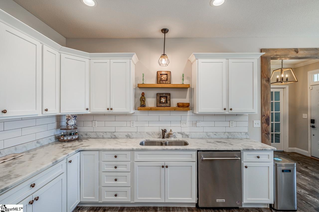 725 Lightwood Knot Road Woodruff, SC 29388 - Photo 10 of 29 Gallery Image 10