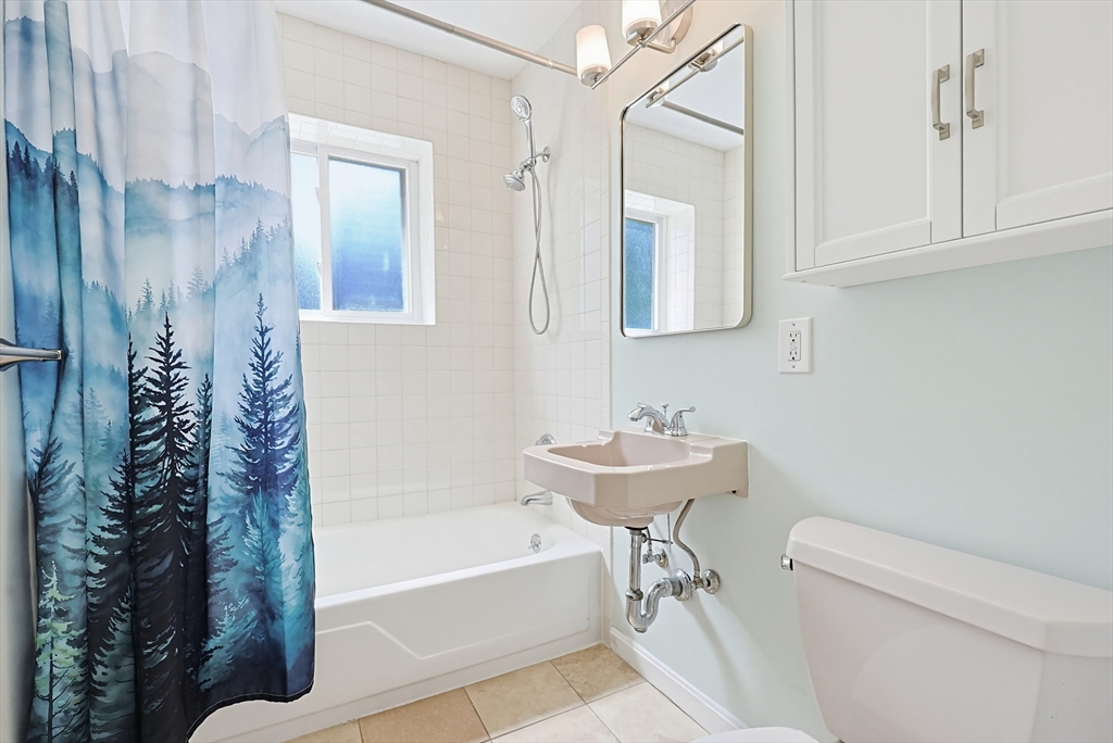 21 Westgate Road, Unit 4 Boston, MA 02467 - Photo 18 of 34