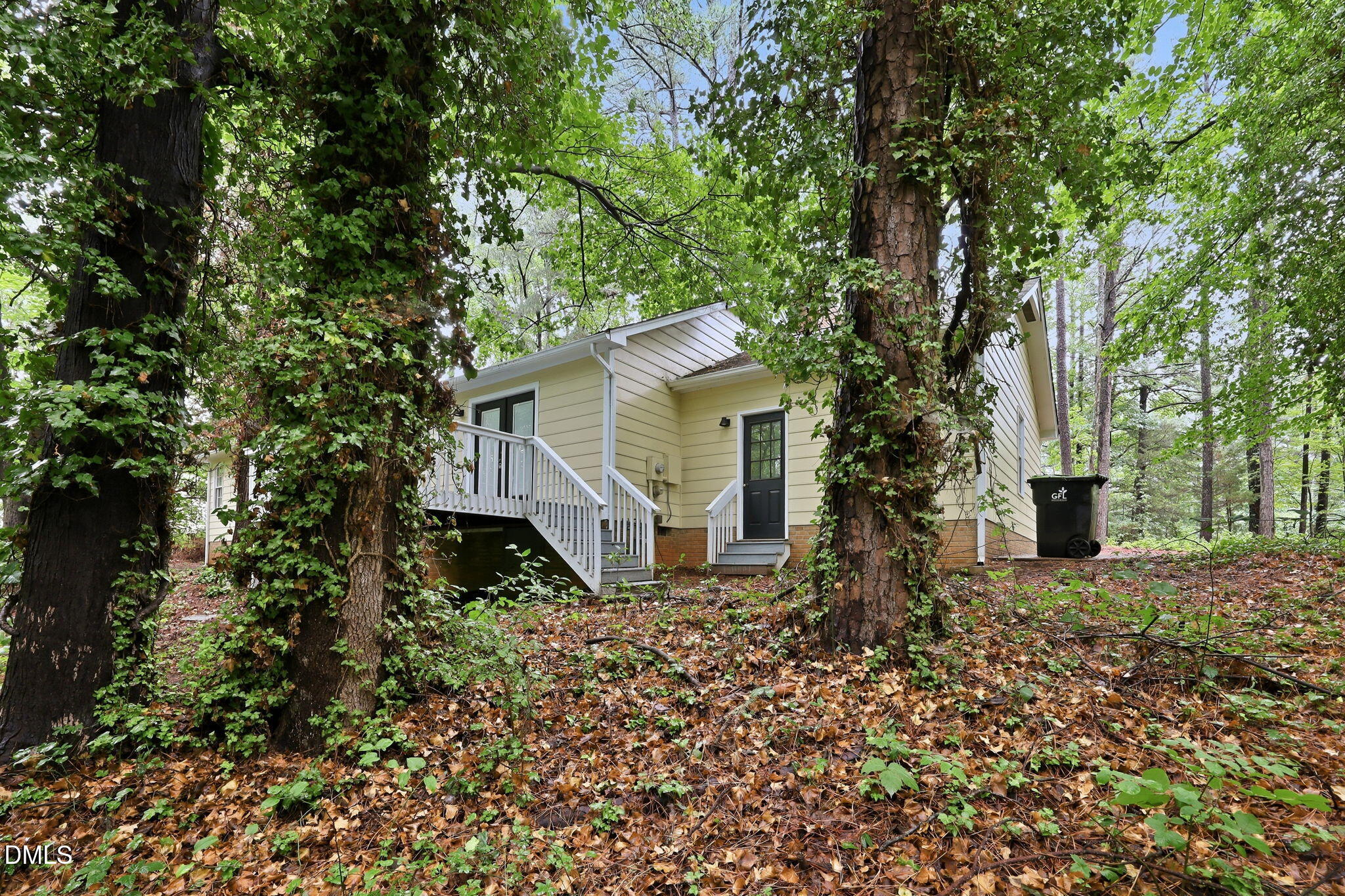 11413 Norwood Road Raleigh, NC 27613 - Photo 7 of 32