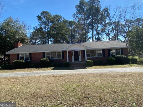 $1,200 | 374 East Monroe Avenue, Ashburn, GA 31714