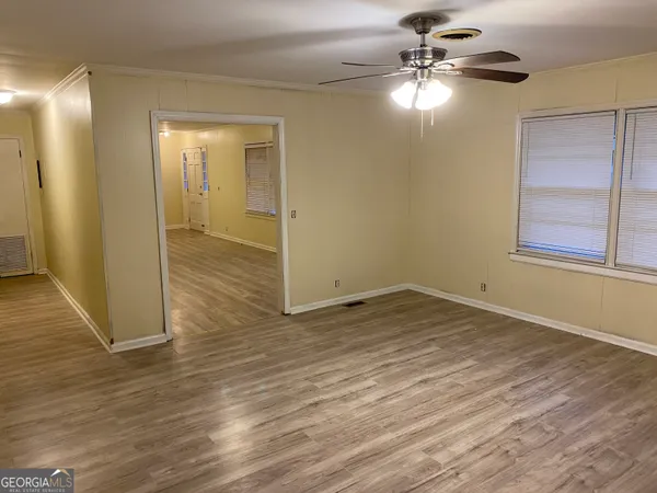 $1,200 | 374 East Monroe Avenue, Ashburn, GA 31714