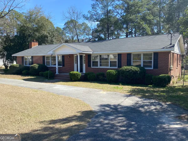 $1,200 | 374 East Monroe Avenue, Ashburn, GA 31714