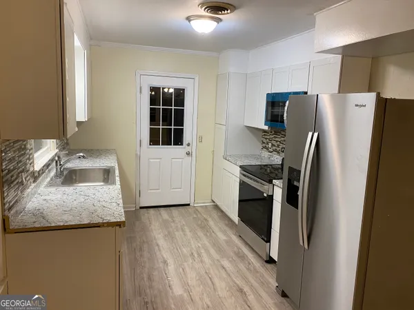 $1,200 | 374 East Monroe Avenue, Ashburn, GA 31714