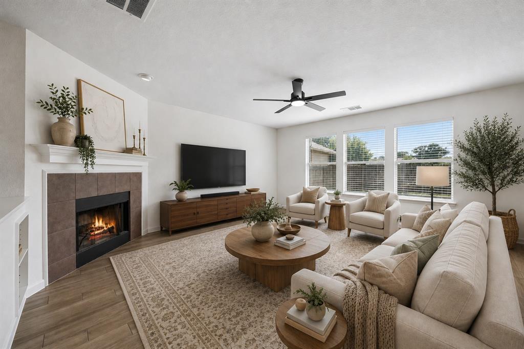 14053 Lost Spurs Road Fort Worth, TX 76262 - Photo 5 of 24