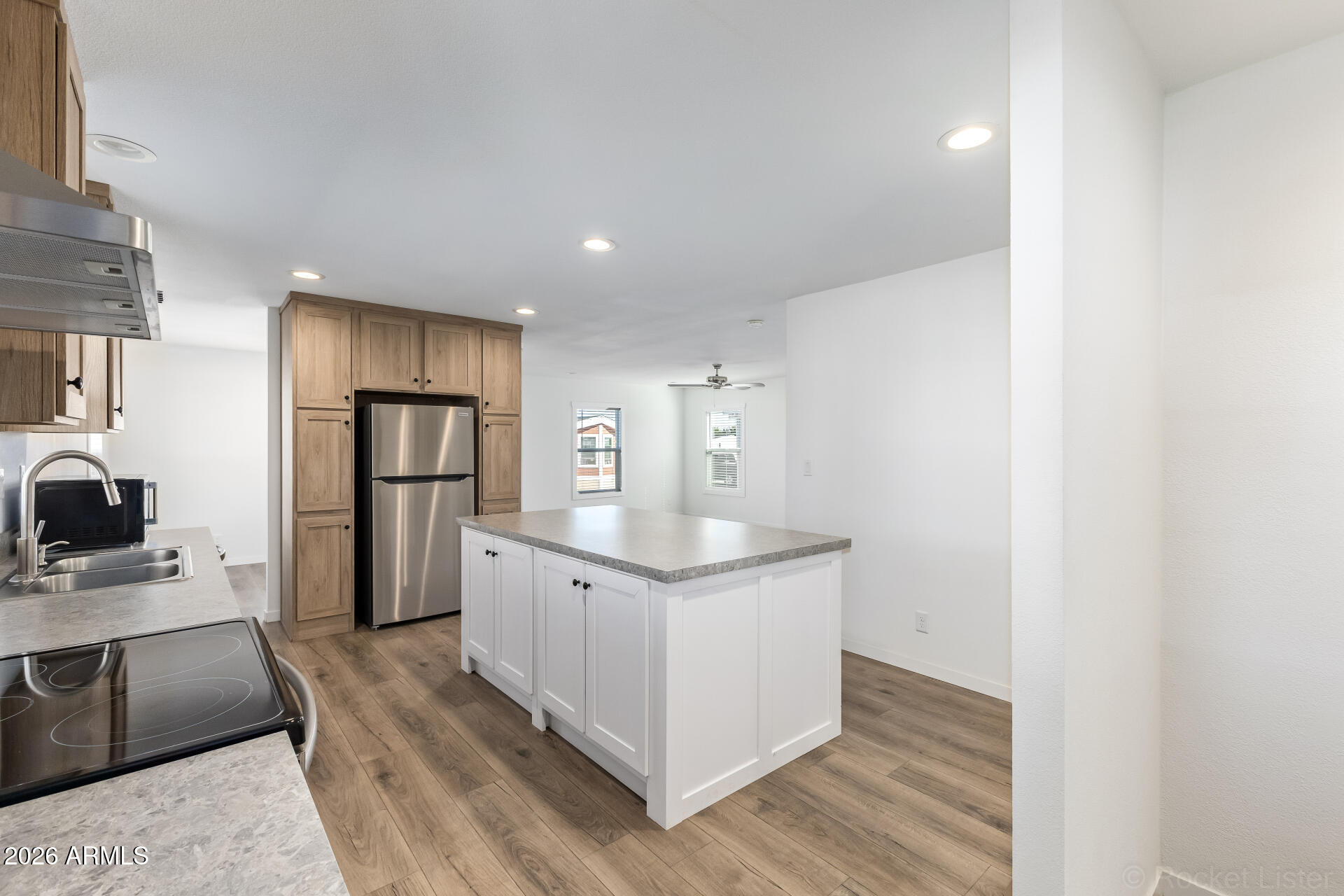 320 East McKellips Road, Unit 221 Mesa, AZ 85201 - Photo 16 of 32 19 - McKellips