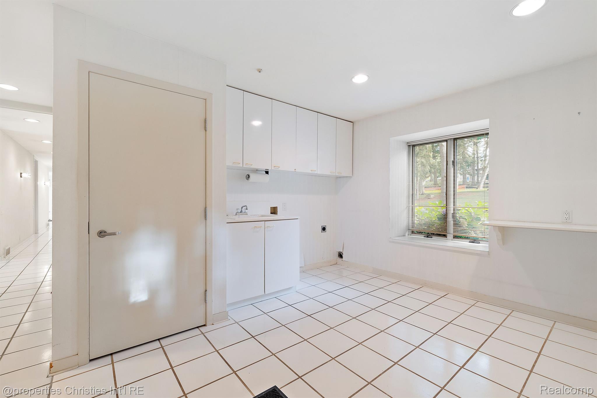 1895 Rathmor Road Bloomfield Hills, MI 48304 - Photo 41 of 58 Gallery Image 41