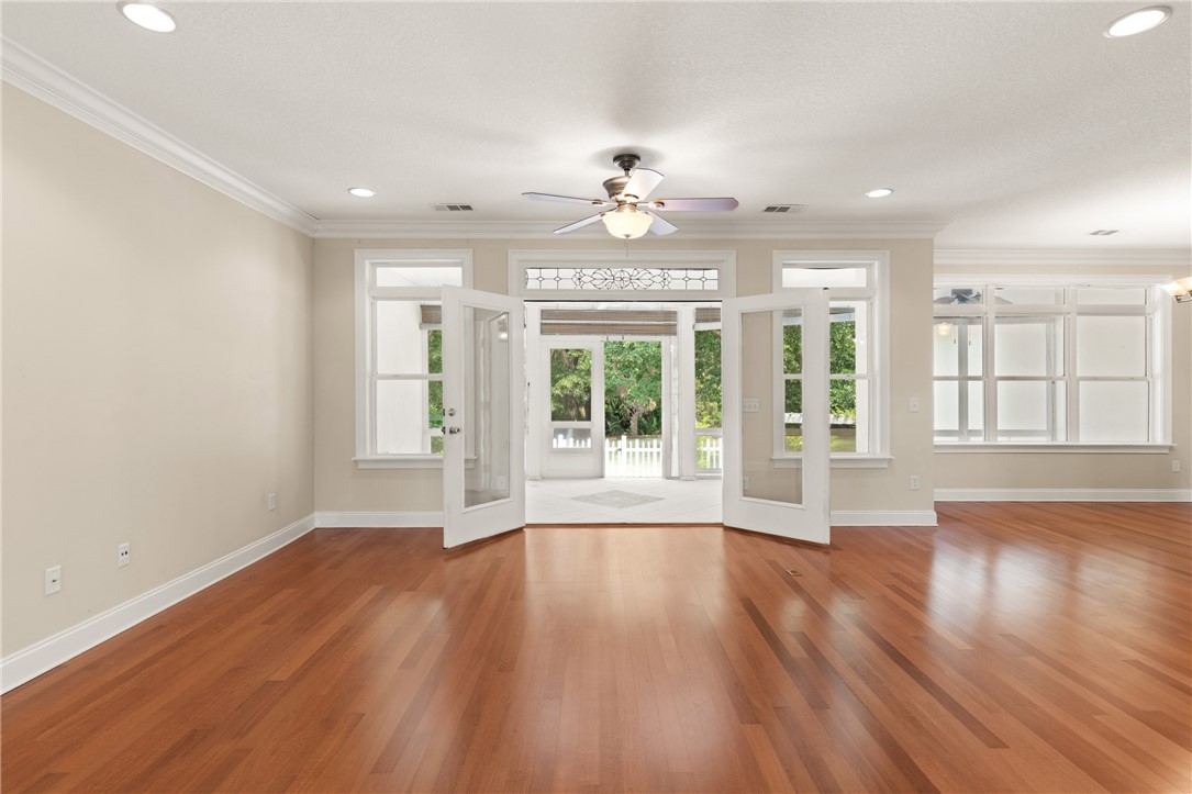 127 Clipper Bay Brunswick, GA 31523 - Photo 6 of 24