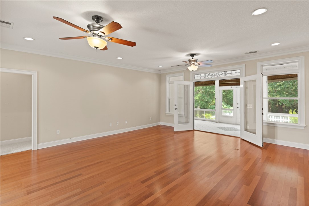 127 Clipper Bay Brunswick, GA 31523 - Photo 7 of 24
