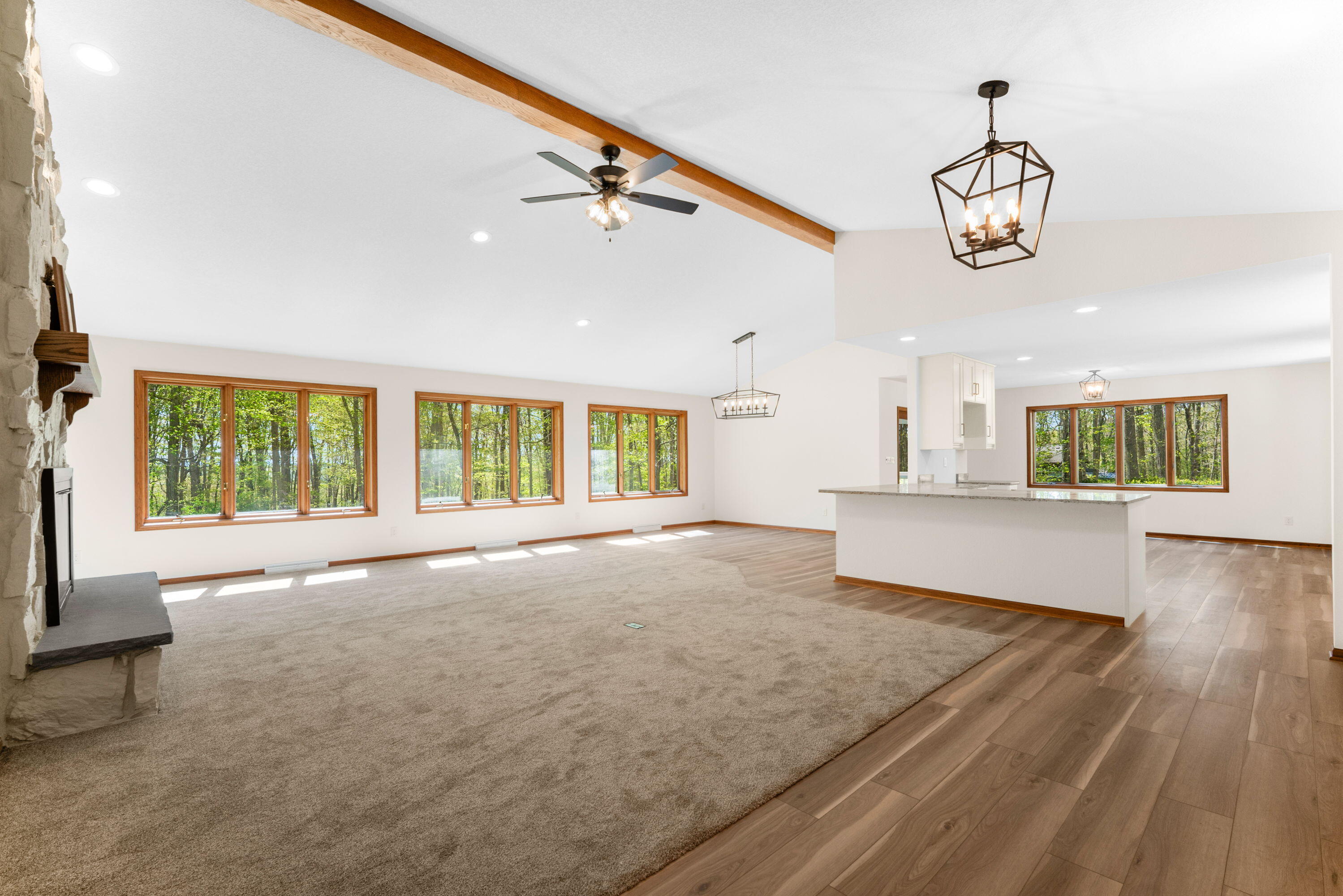 3830 Ridge Road Kewaskum, WI 53040 - Photo 7 of 37 LIVING ROOM - MAIN LEVEL - 3
