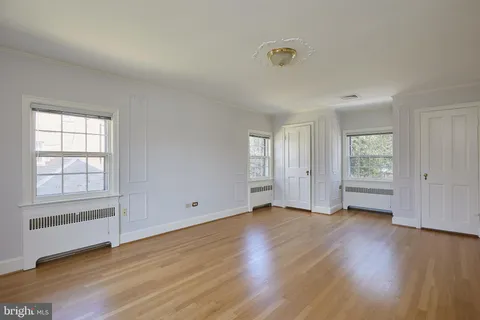 $6,200 | 5135 Massachusetts Avenue, Bethesda, MD 20816