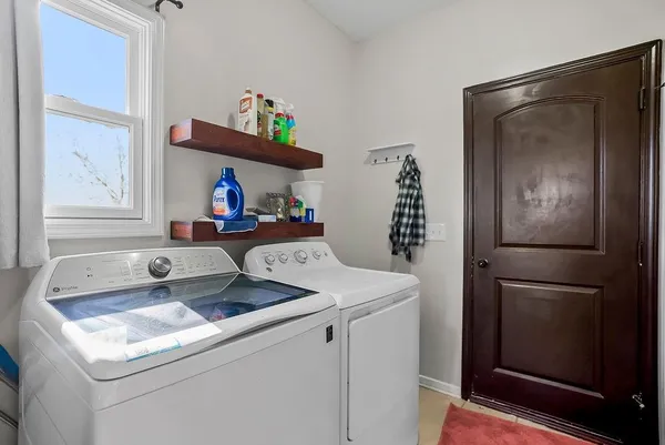$575,000 | 4860 West 351st Street, Louisburg, KS 66053