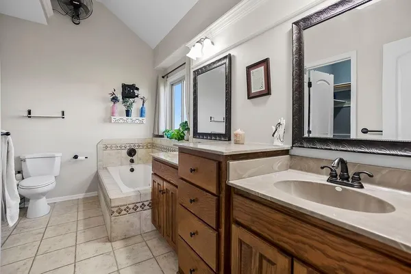 $575,000 | 4860 West 351st Street, Louisburg, KS 66053